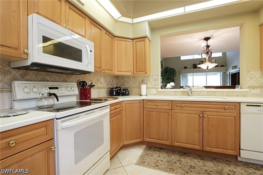 5815 Persimmon Way - Photo 4