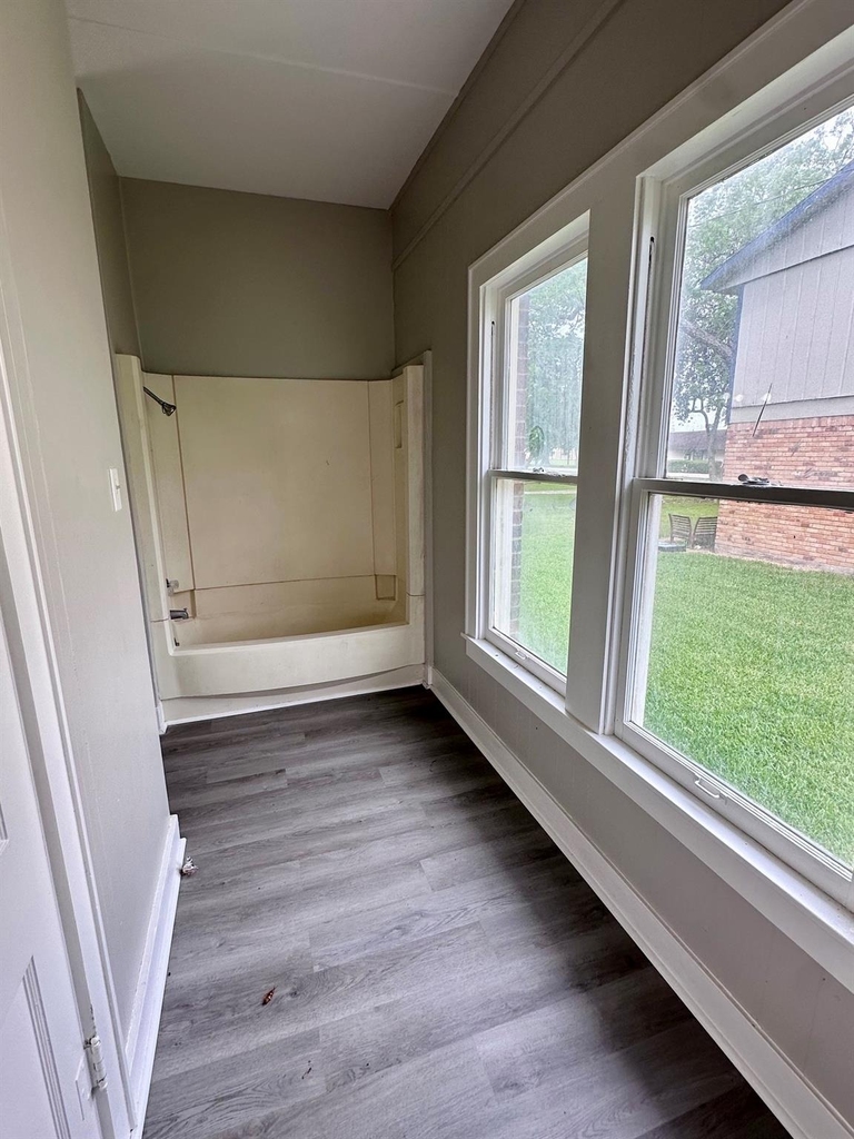 217 Marland St - Photo 7