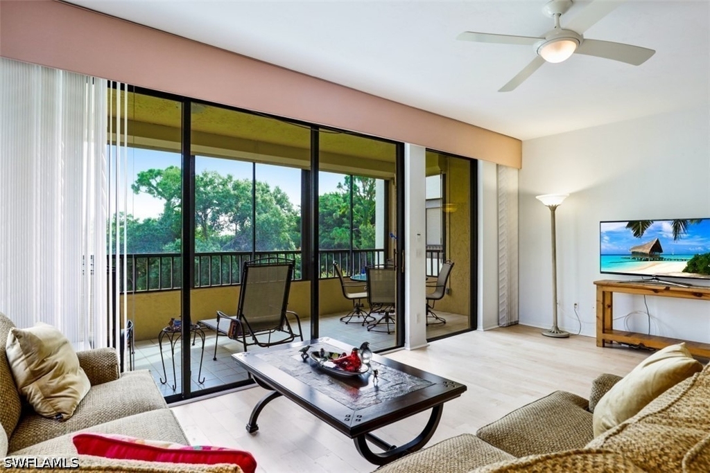 6500 Valen Way - Photo 6