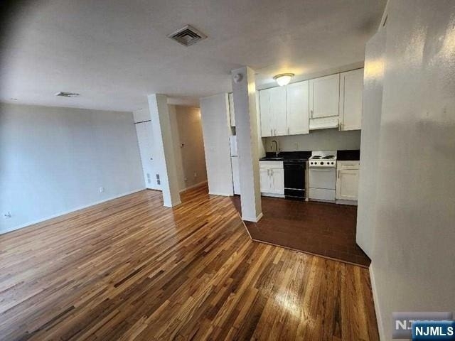 840 River - Photo 4
