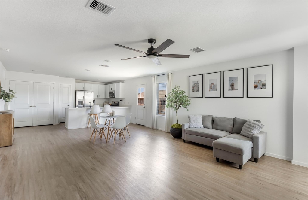 18671 Cepagatti Dr - Photo 3