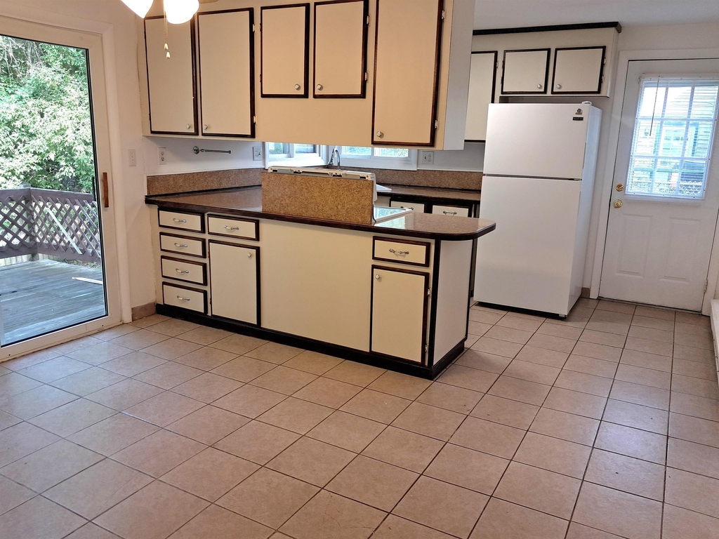 28 Paxton - Photo 5