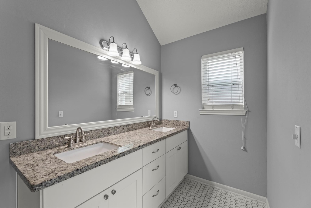 1019 Sugar Mountain Court - Photo 13
