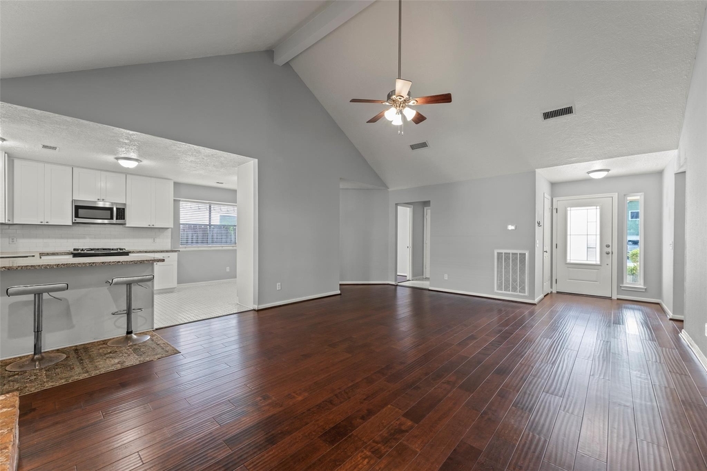 1019 Sugar Mountain Court - Photo 4