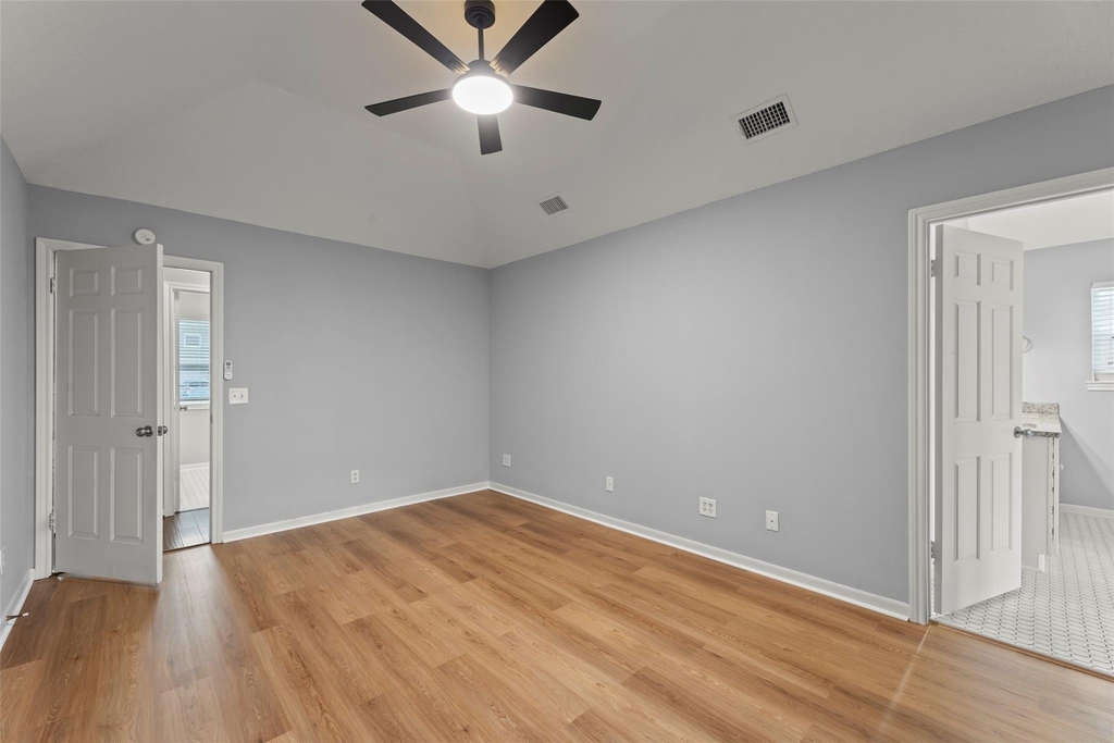 1019 Sugar Mountain Court - Photo 11