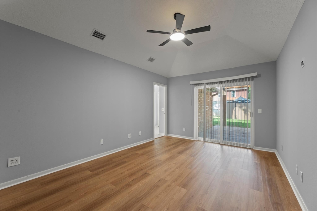 1019 Sugar Mountain Court - Photo 10