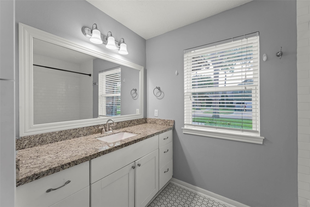 1019 Sugar Mountain Court - Photo 16