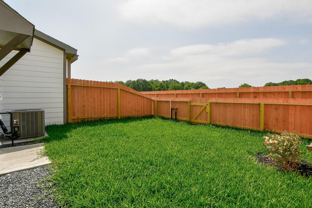 27927 Western Creek Court - Photo 25