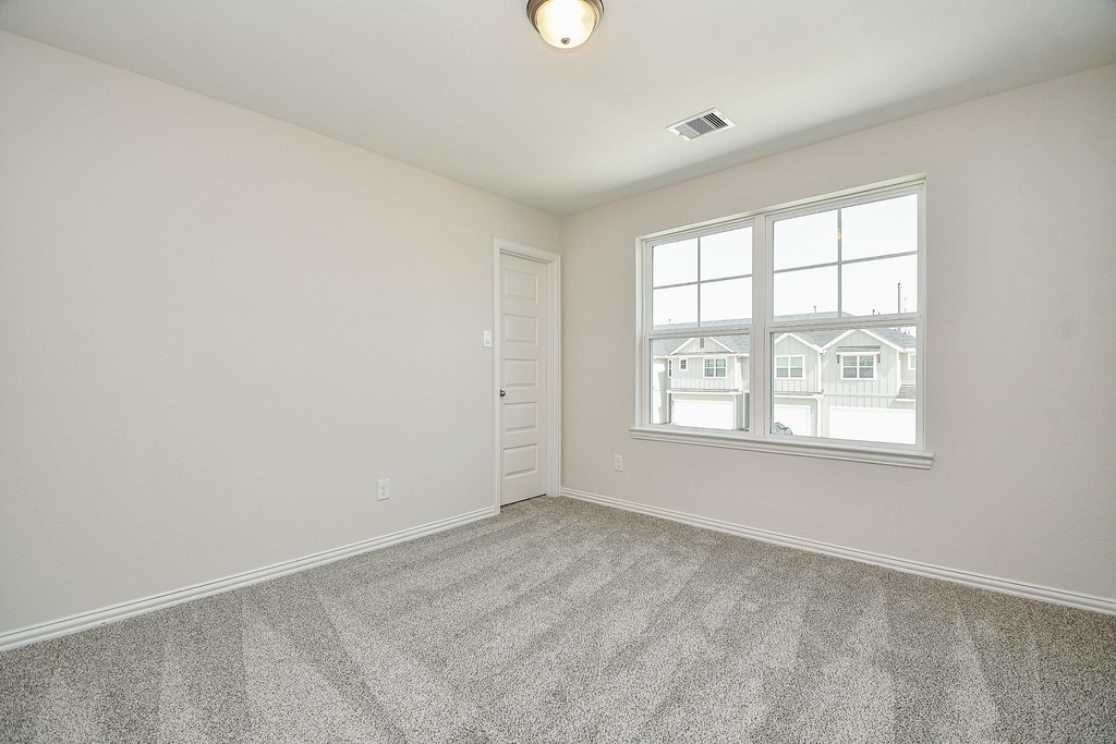 27927 Western Creek Court - Photo 8