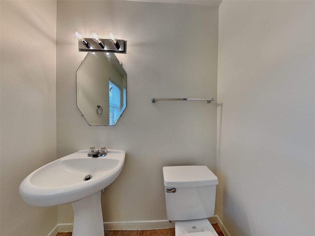 11806 Skydale Drive - Photo 5