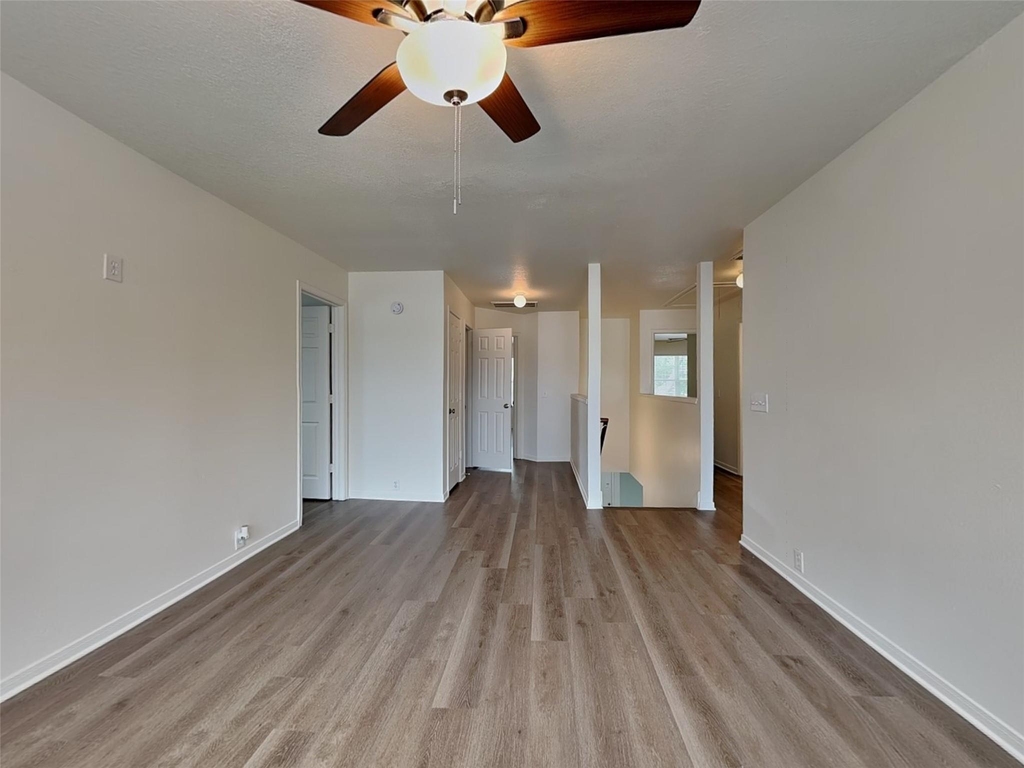 11806 Skydale Drive - Photo 7