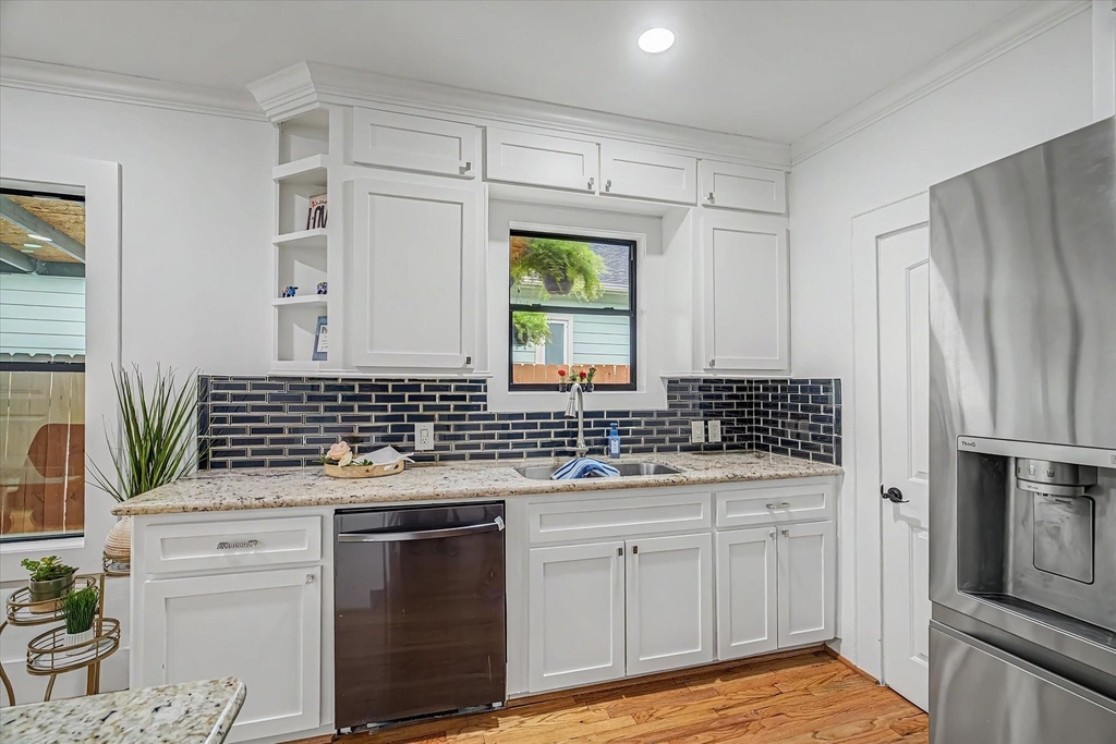 606 Vincent Street - Photo 8