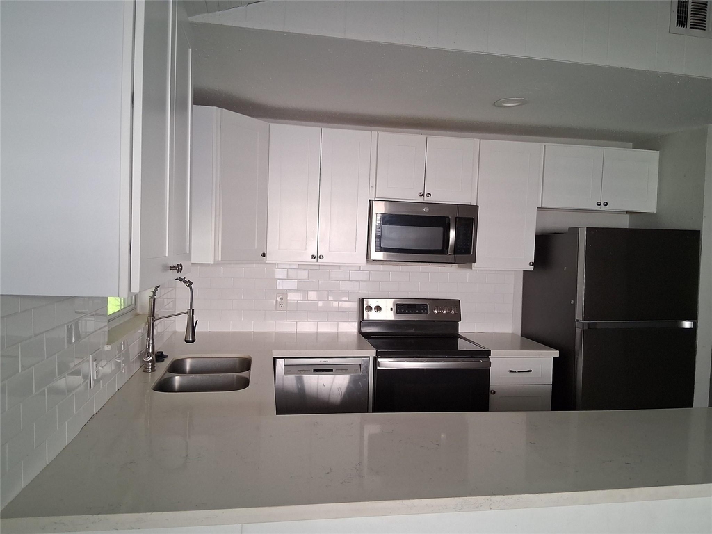 26445 E Lazy Ln - Photo 2