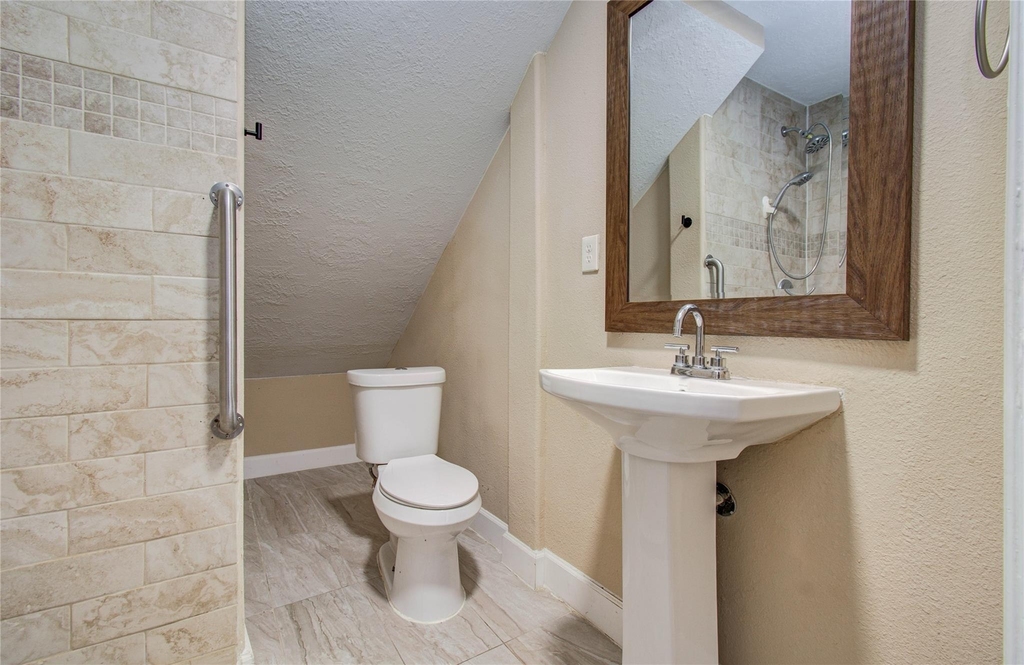 540 Fort Sumpter Street - Photo 11