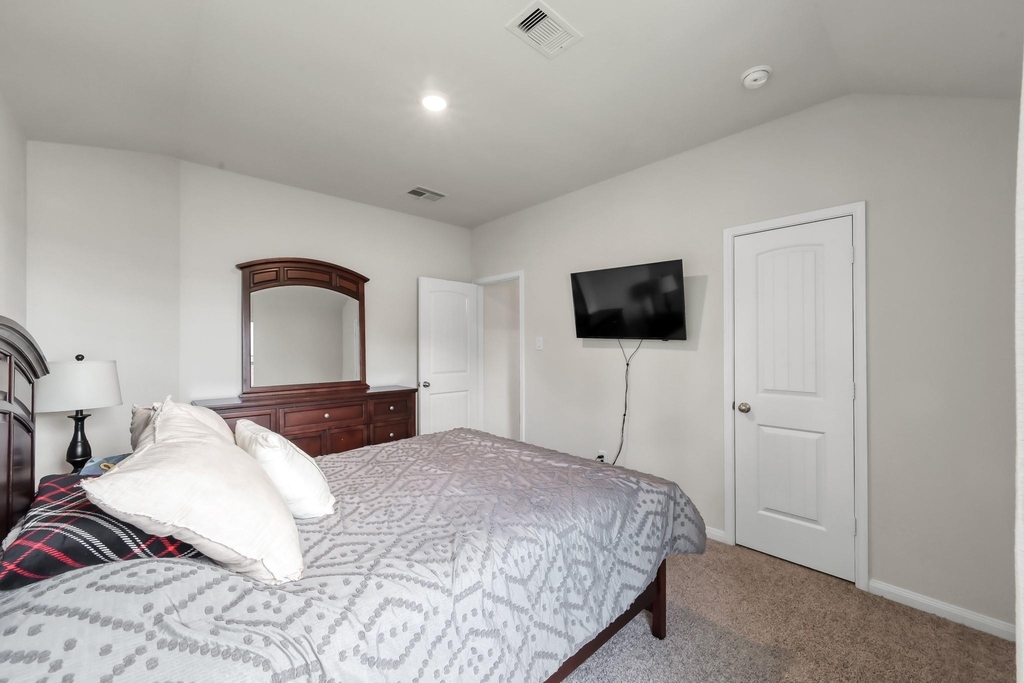 6185 White Oak Leaf Loop - Photo 36
