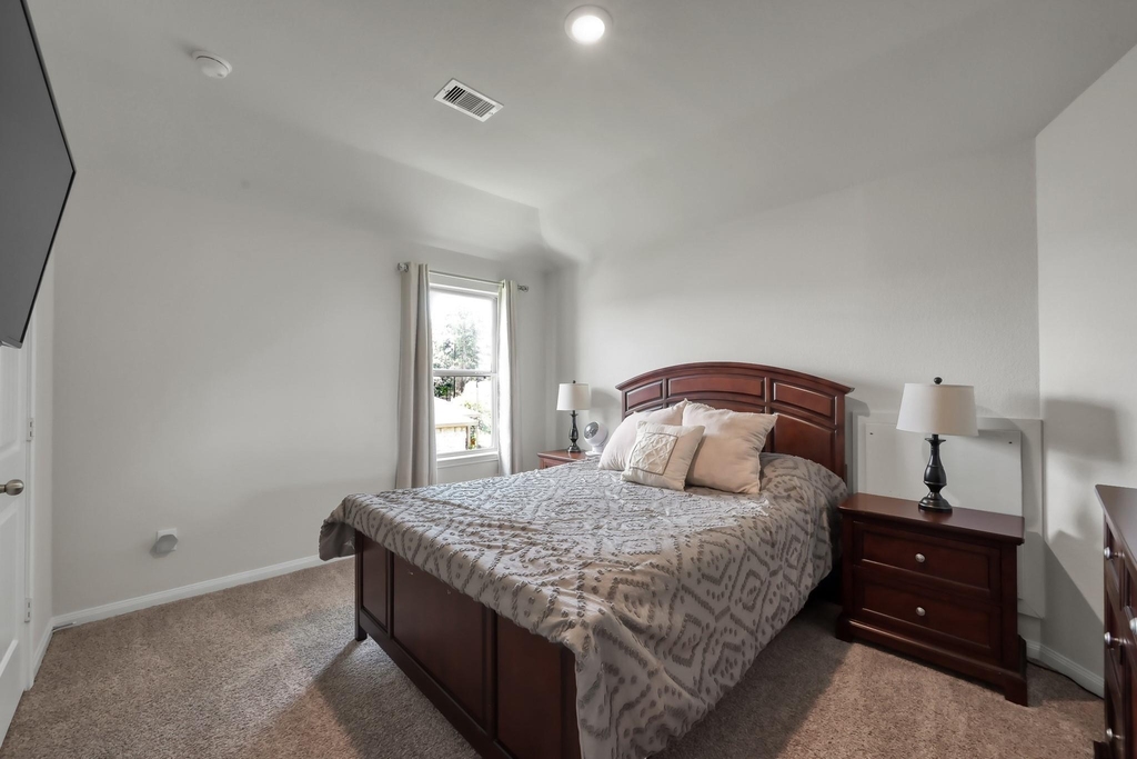 6185 White Oak Leaf Loop - Photo 35