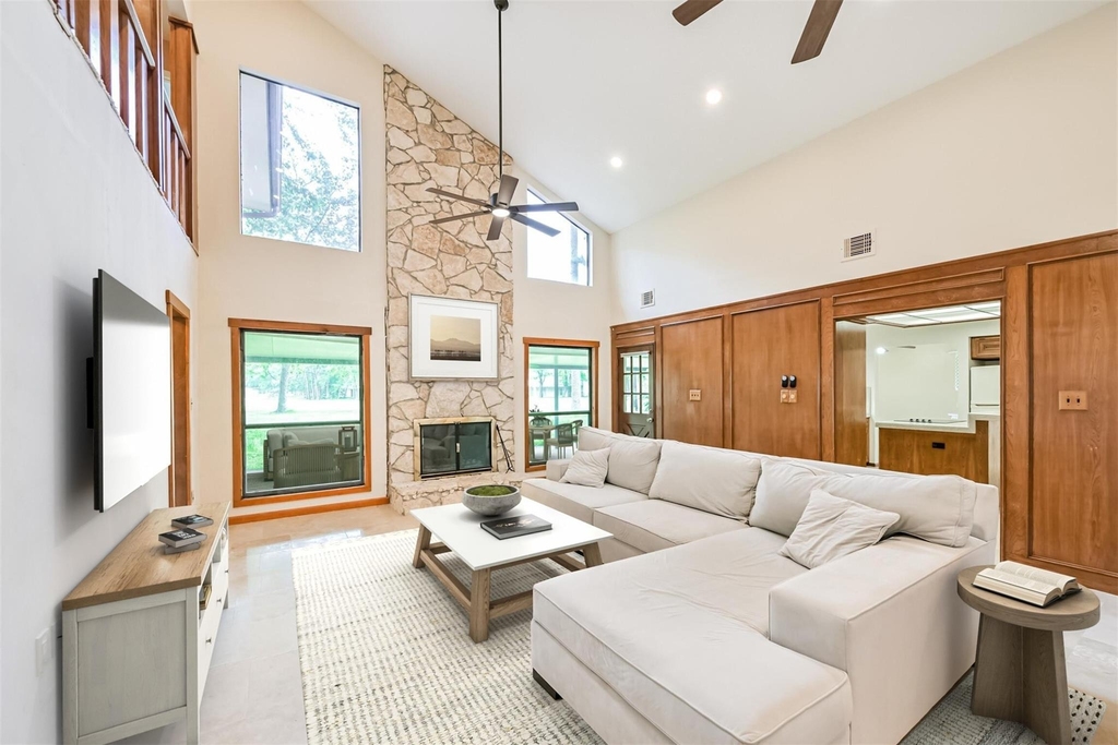 16040 Dunes Drive - Photo 1