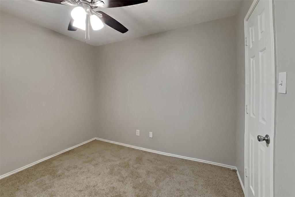 16407 Redbud Berry Lane - Photo 12