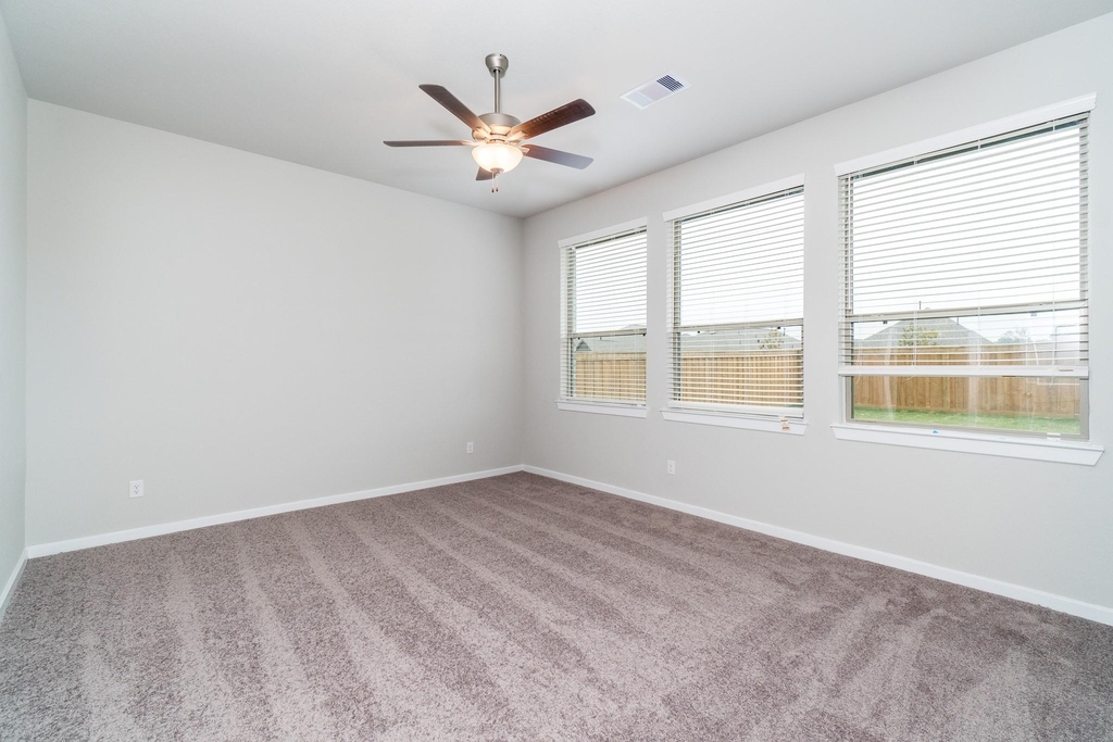 27054 Golden Knoll Drive - Photo 9