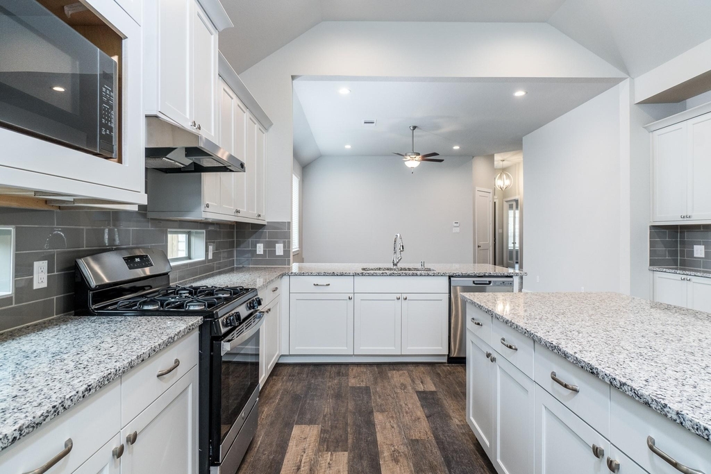 27054 Golden Knoll Drive - Photo 5