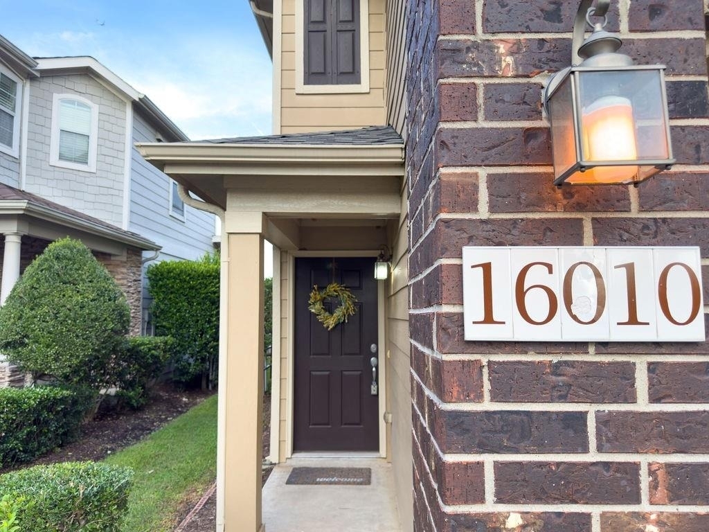 16010 Limestone Lake Drive - Photo 1