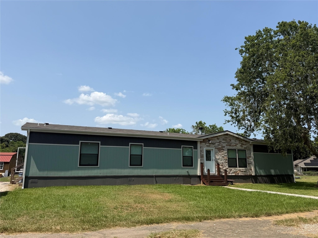 2110 Fm 522 Road - Photo 0