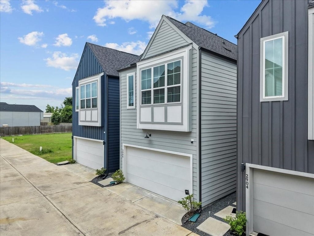 2906 Stevens Street - Photo 1