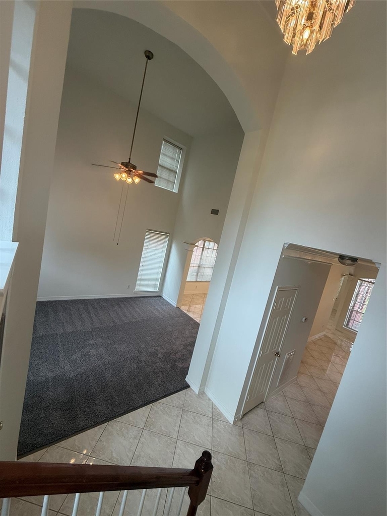 4163 Surreydon Drive - Photo 5