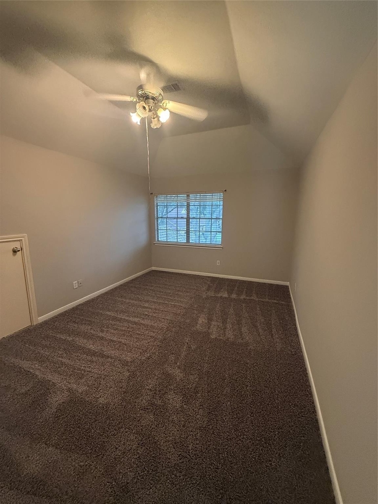 4163 Surreydon Drive - Photo 14