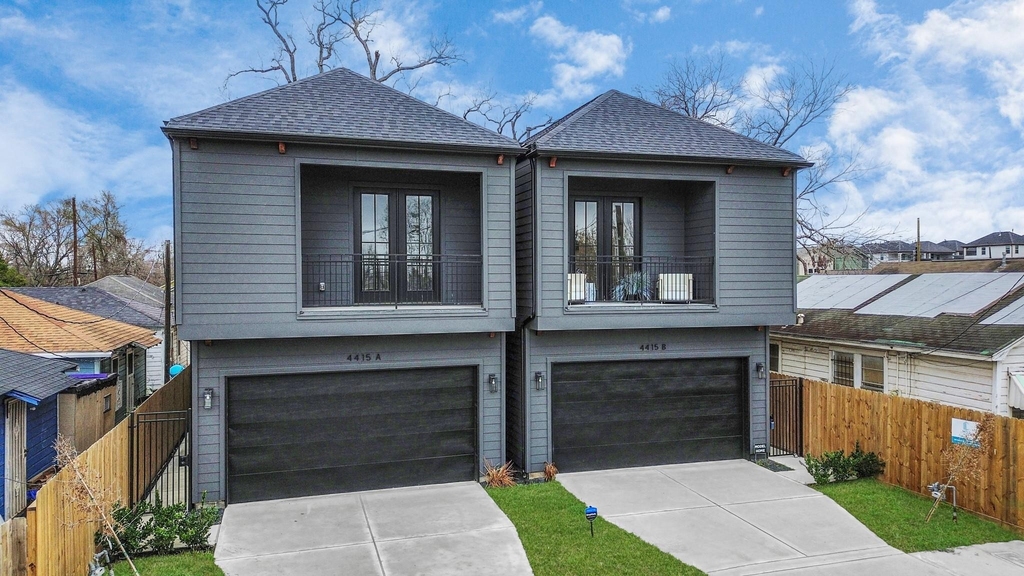 4415 Coke Street - Photo 1