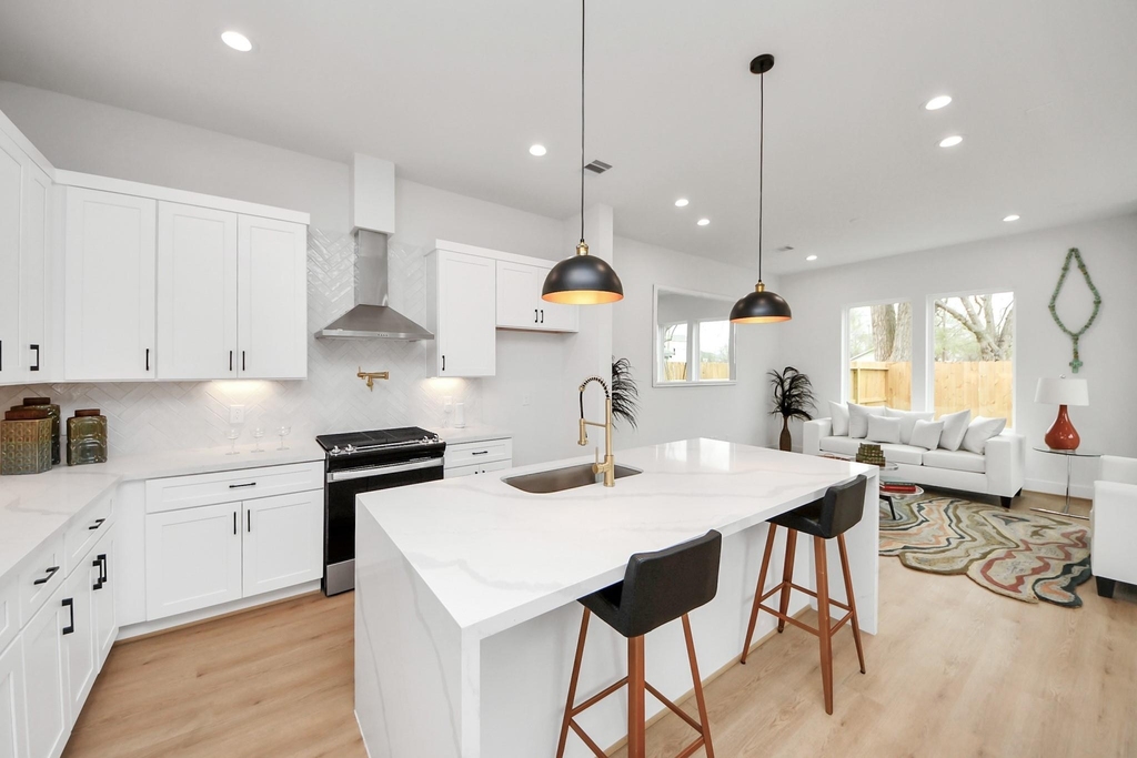 4415 Coke Street - Photo 7