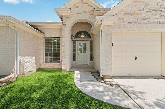 8122 Dune Brooke Dr - Photo 1