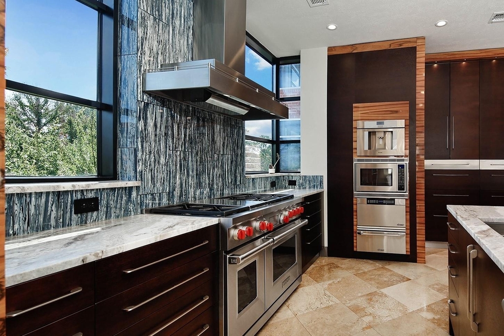 1 Waterway Court - Photo 4