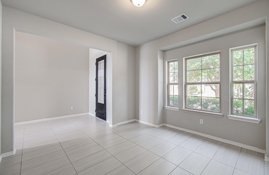 11730 Twin Creeks Hill Drive - Photo 14