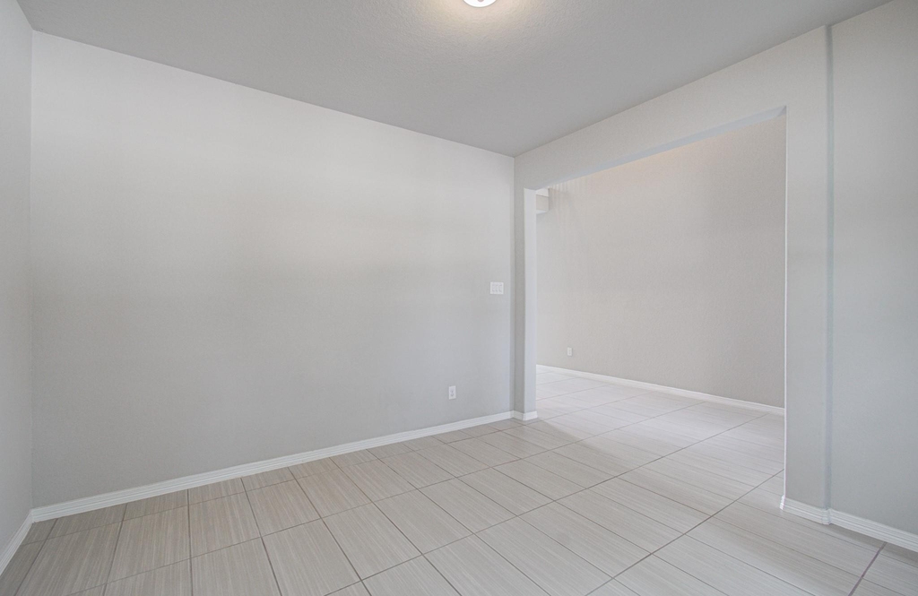 11730 Twin Creeks Hill Drive - Photo 15