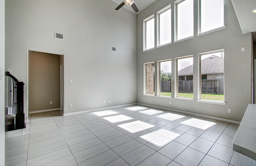 11730 Twin Creeks Hill Drive - Photo 8