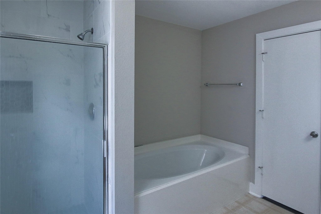6335 Torrance Elms Court - Photo 7
