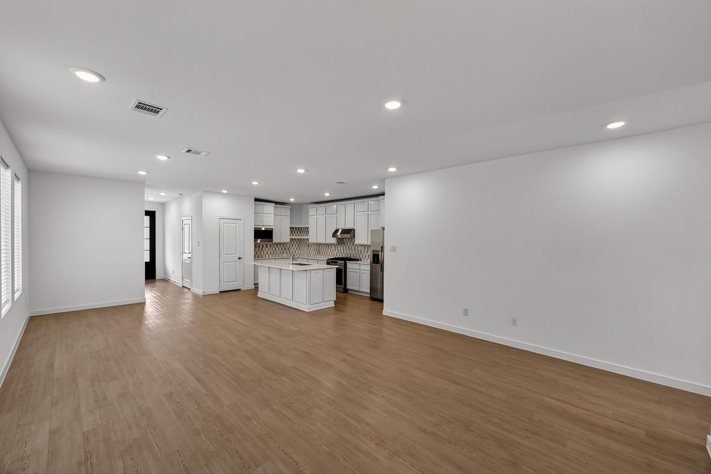 5822 Majestic Sky Drive - Photo 20