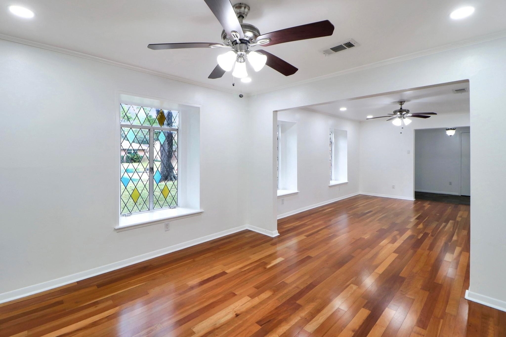 5735 Wigton Drive - Photo 4