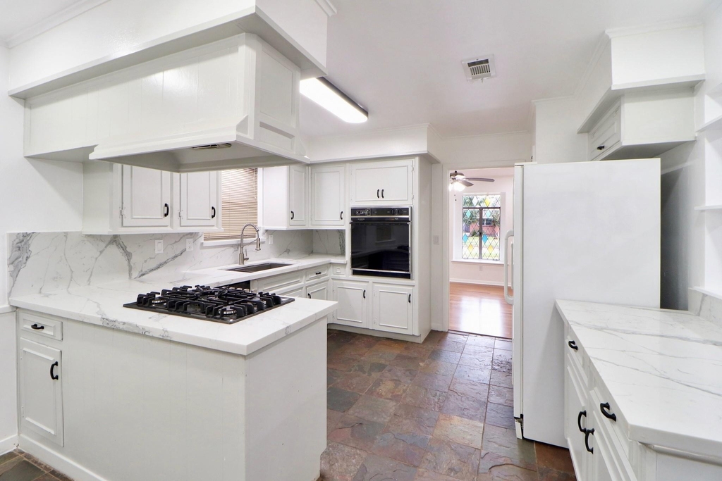 5735 Wigton Drive - Photo 5