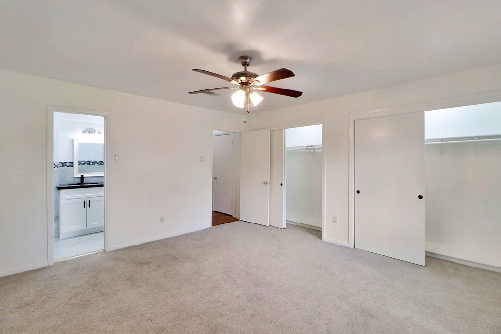 5735 Wigton Drive - Photo 8