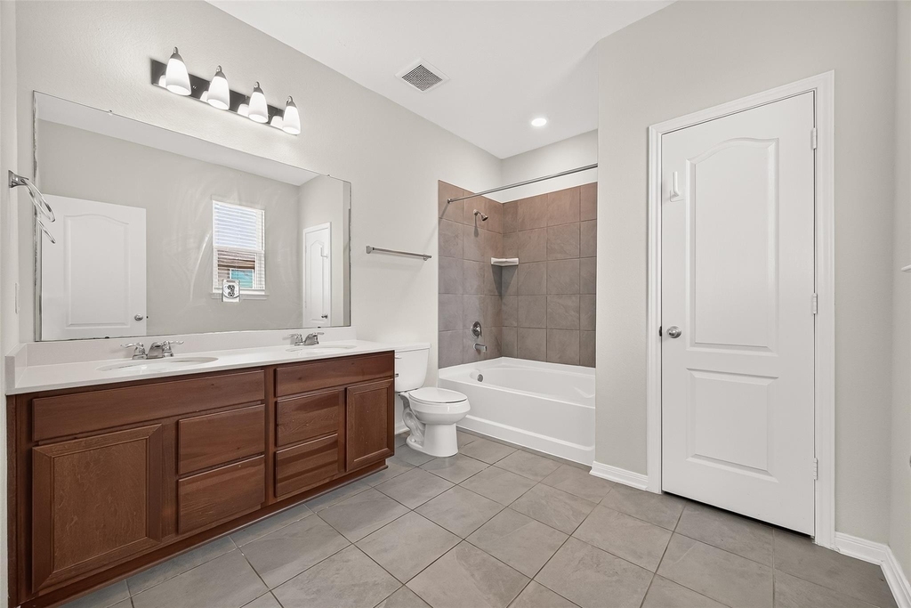 2118 Katalonia Lane - Photo 21