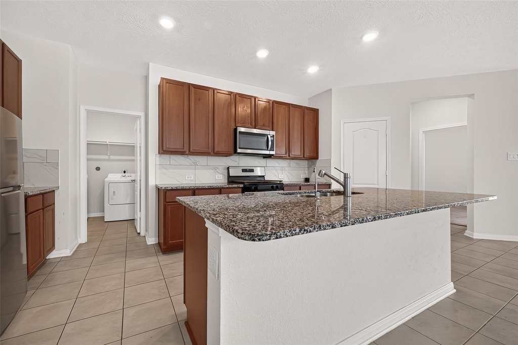 2118 Katalonia Lane - Photo 12