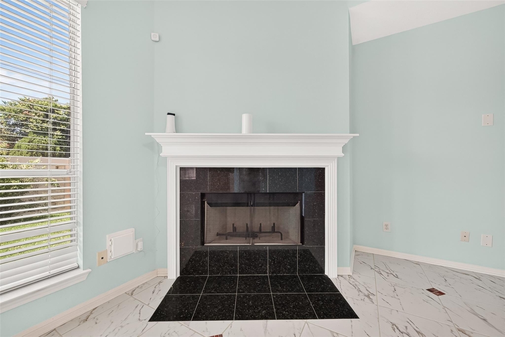 12338 Ashford Hollow Drive - Photo 14