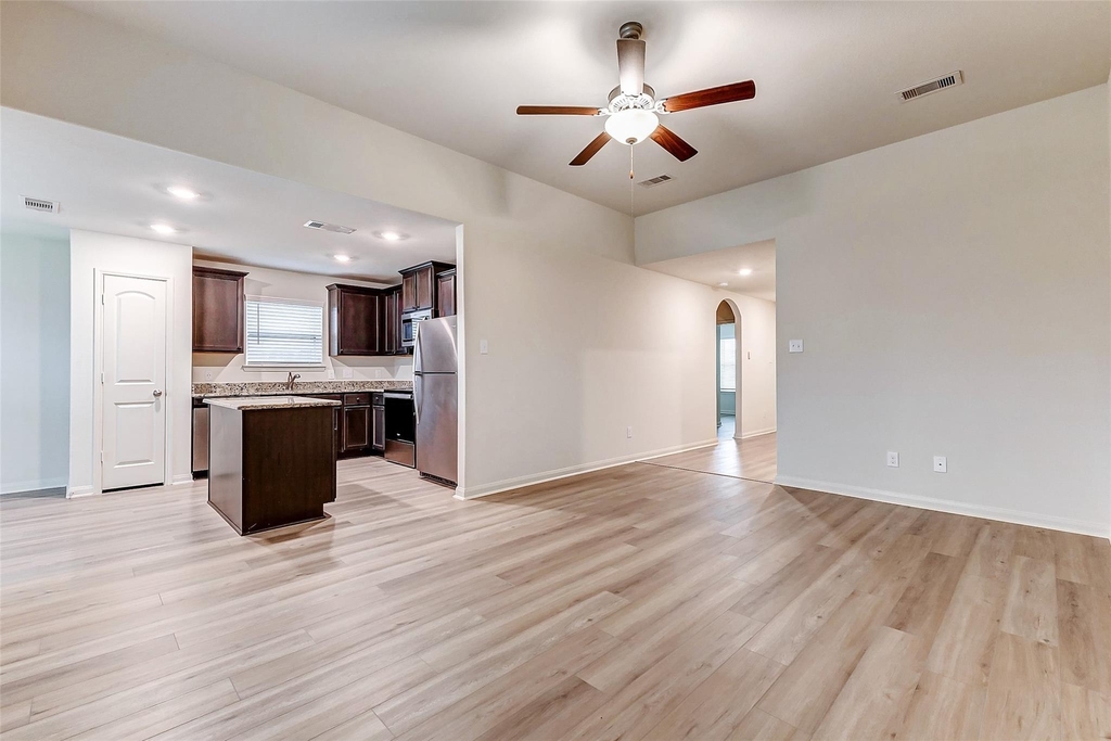 309 Killam County Drive - Photo 5