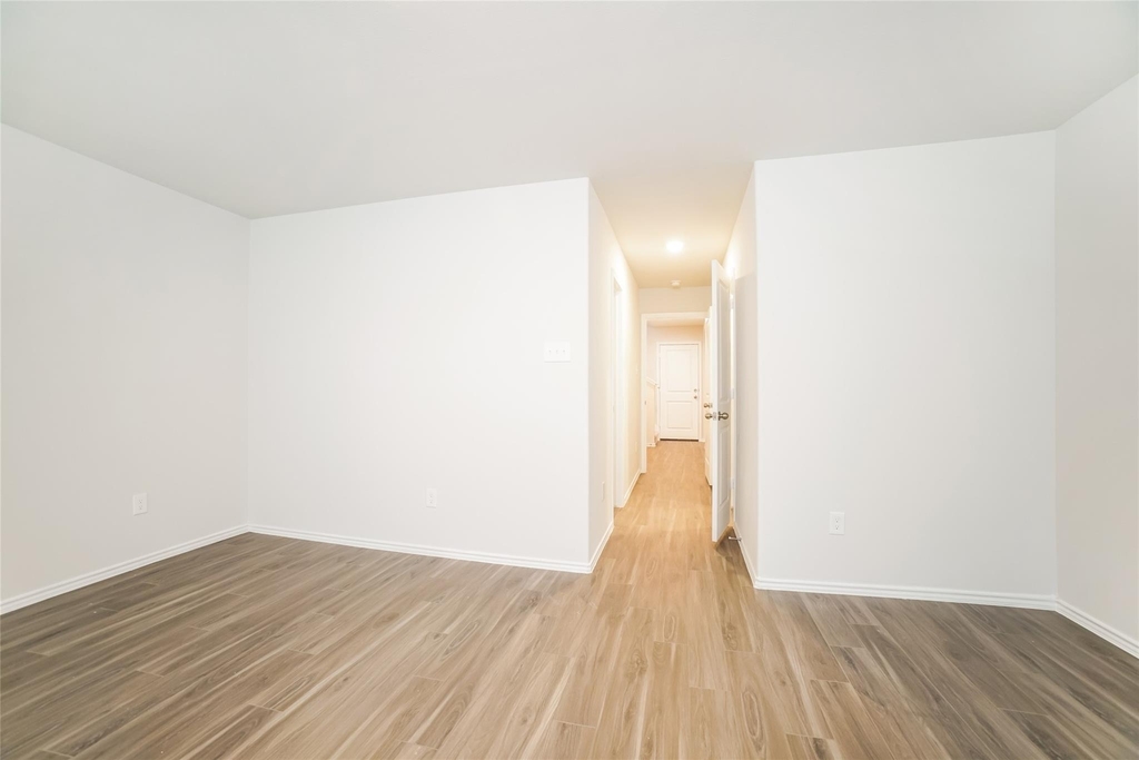 1217 Narrow Heights Drive - Photo 8