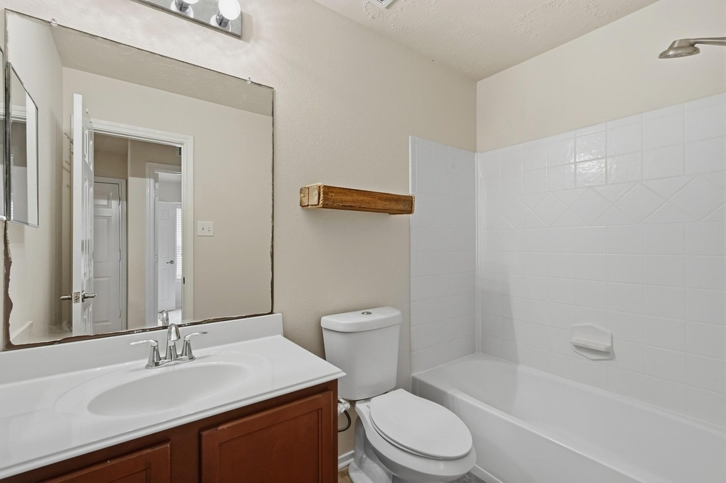 267 Bloomhill Place - Photo 15