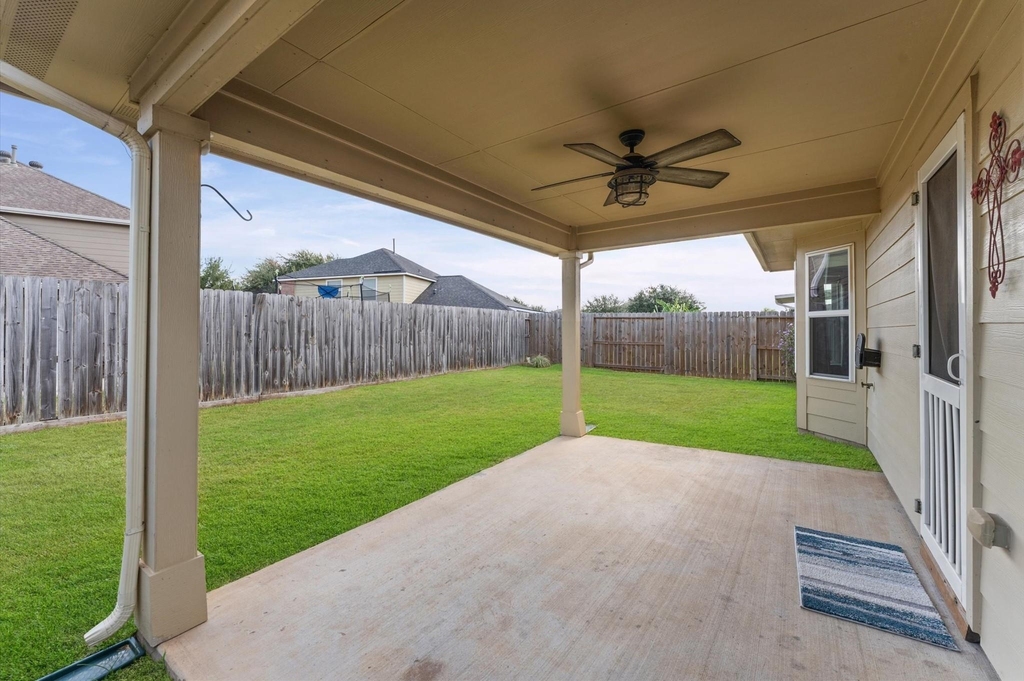 24530 Lakecrest Town Drive - Photo 21