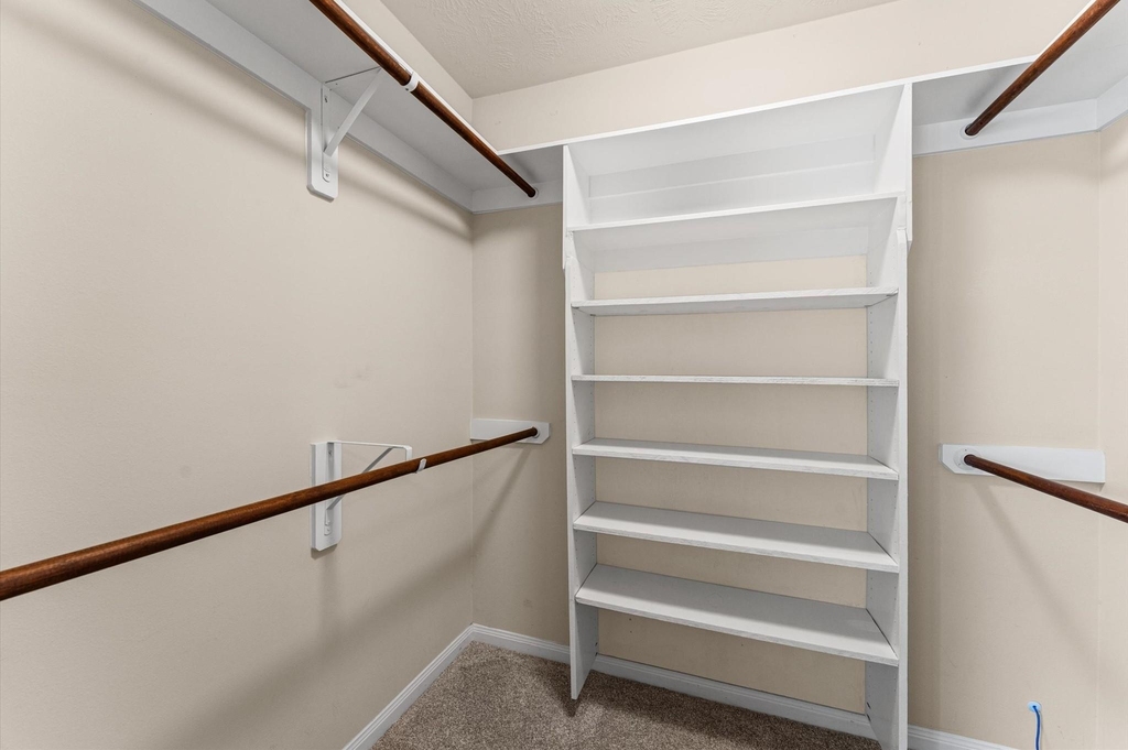24530 Lakecrest Town Drive - Photo 12