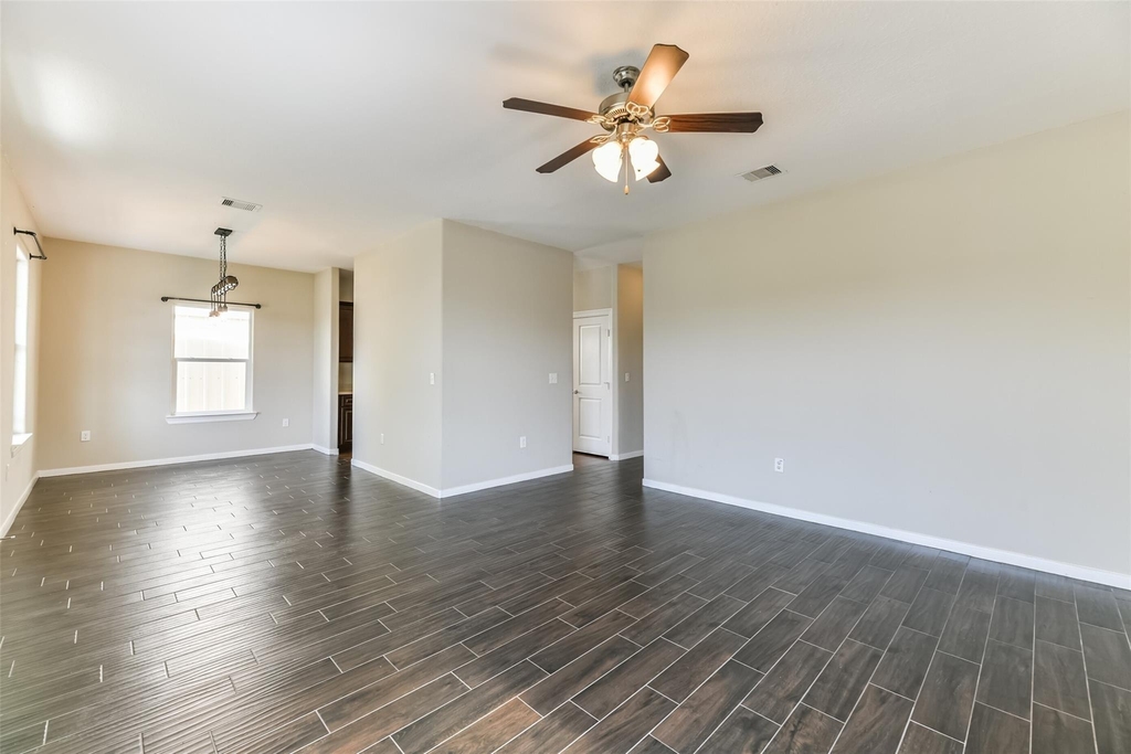 902 Virginia Avenue - Photo 7